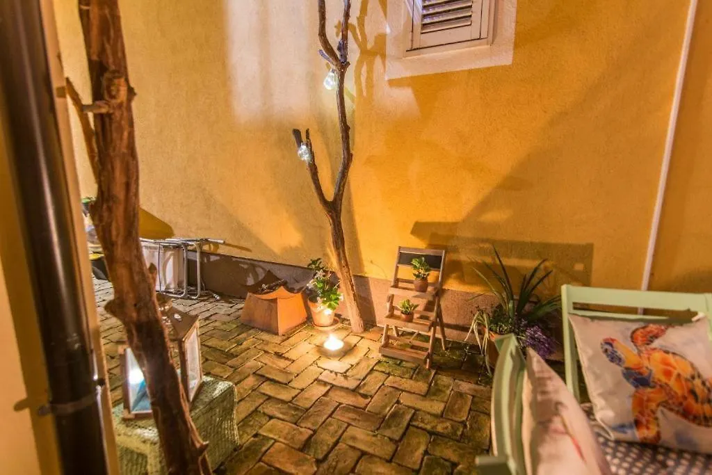 Studio Apartman Speranza Biograd Na Moru Croazia